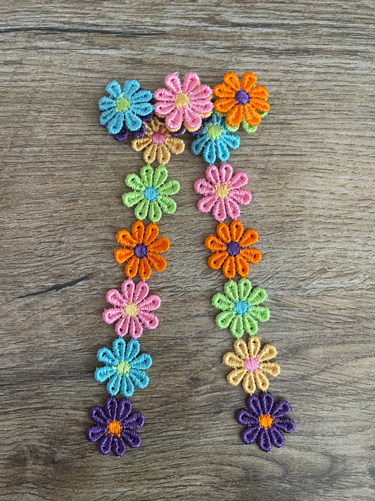 Embroidered Colorful Daisy Dolly Bow